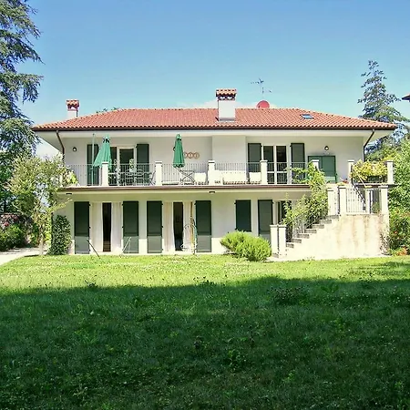 Fata Del Lago Willa